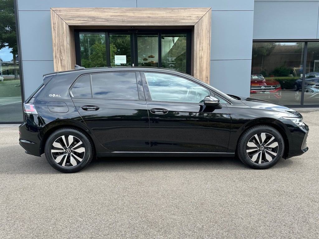Volkswagen Golf 1.5 tsi 150pk goal | trekhaak | camera | adapt. cruise | iq