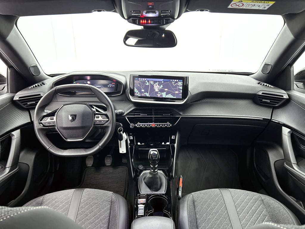 Peugeot 2008 puretech 100 pk allure | achteruitrijcamera | parkeersensoren 