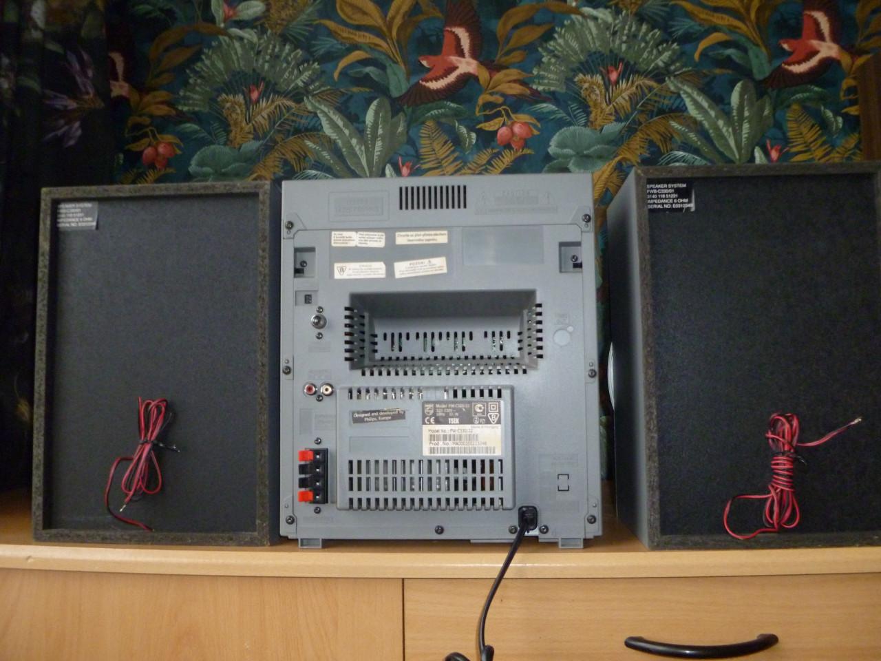 Philips stereo,set met een 3 cd wisselaar