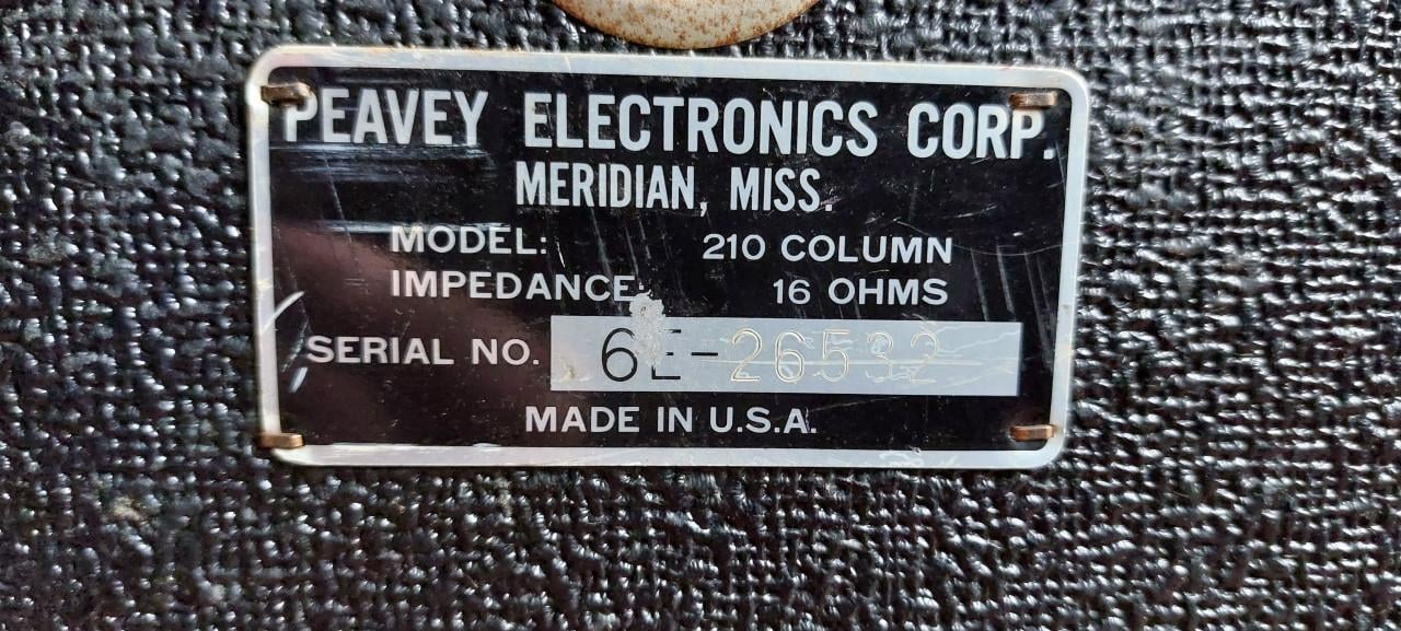 Peavey 210 Column 16 Ohm PA Speakers (Pair)