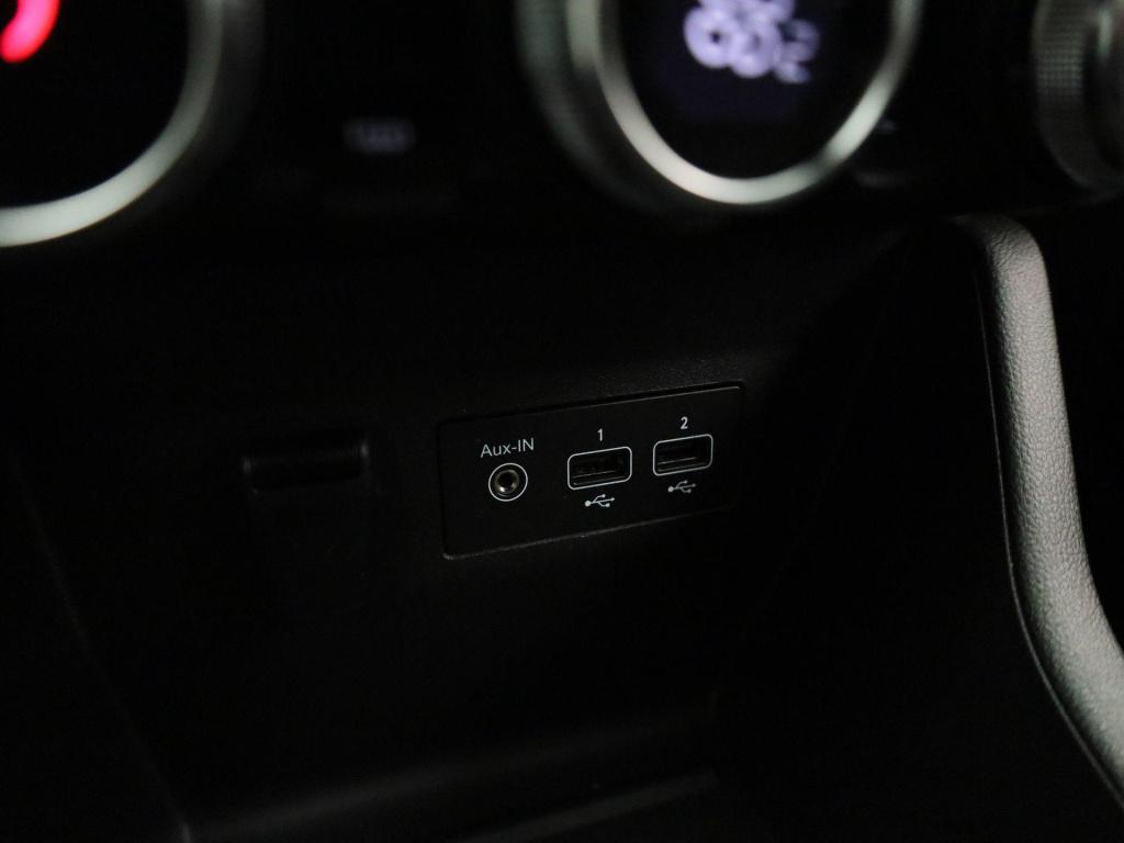 Renault Clio 1.6 e-tech hybrid 145 equilibre | automaat | navigatie | cruis