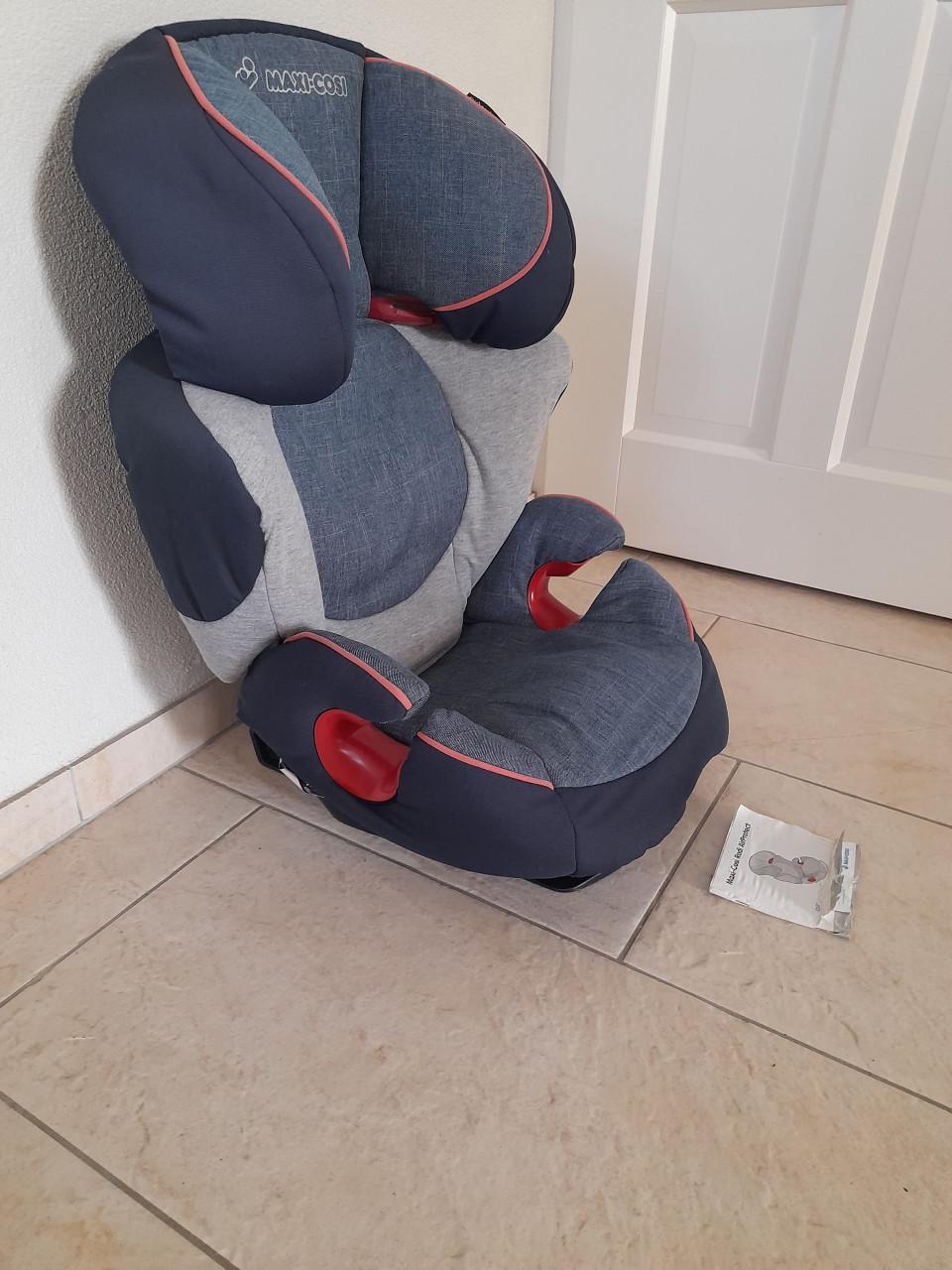 Maxi cosi Rodi 15 /36 kg (in goede nette  staat )
