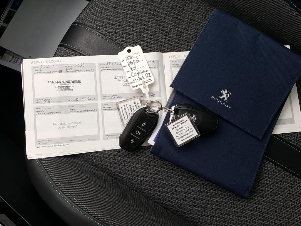 Peugeot 208 allure 1.2 pt-130pk automaat (eat8) navigatie | cruise & climat