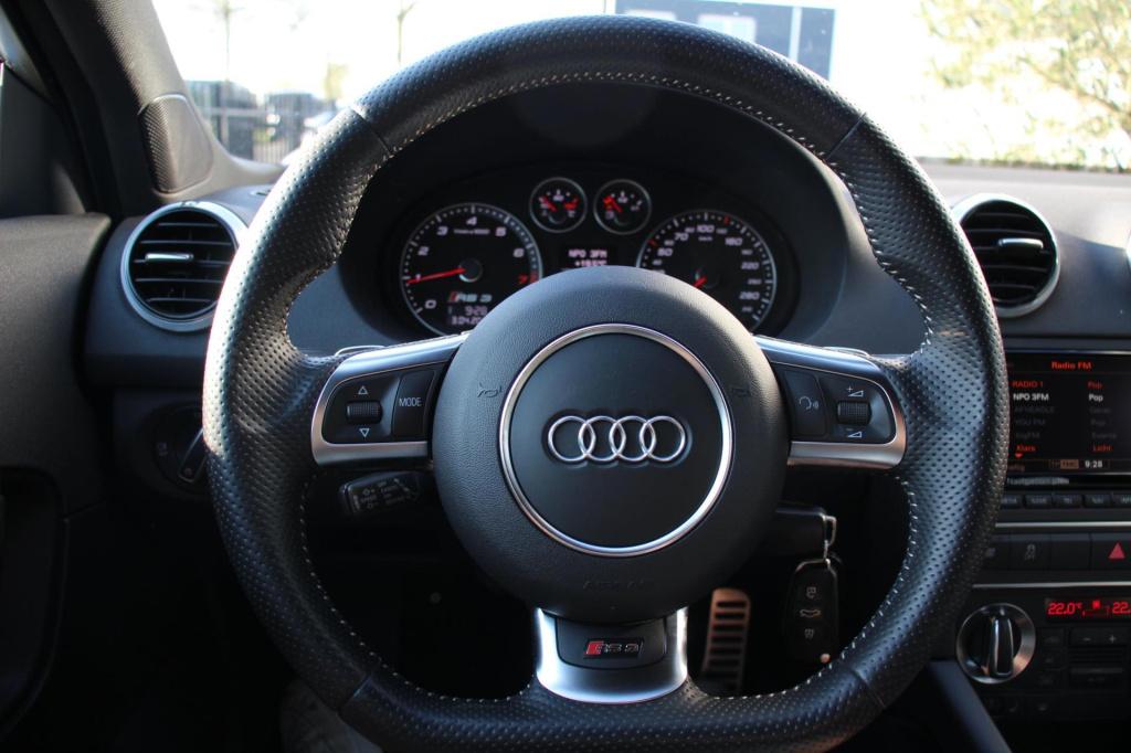 Audi Rs3 sportback 2.5tfsi quattro pro line s-tronic- youngtimer -ibis whit