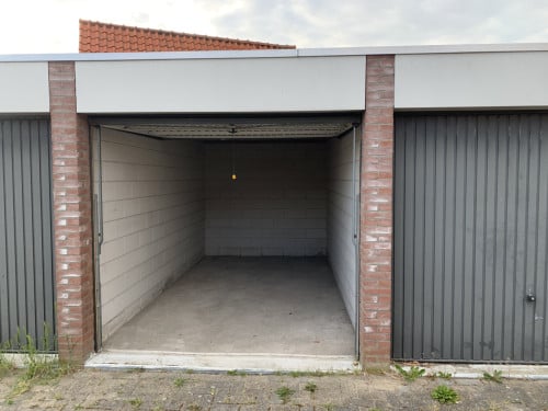 Te huur garagebox in Oost-Souburg