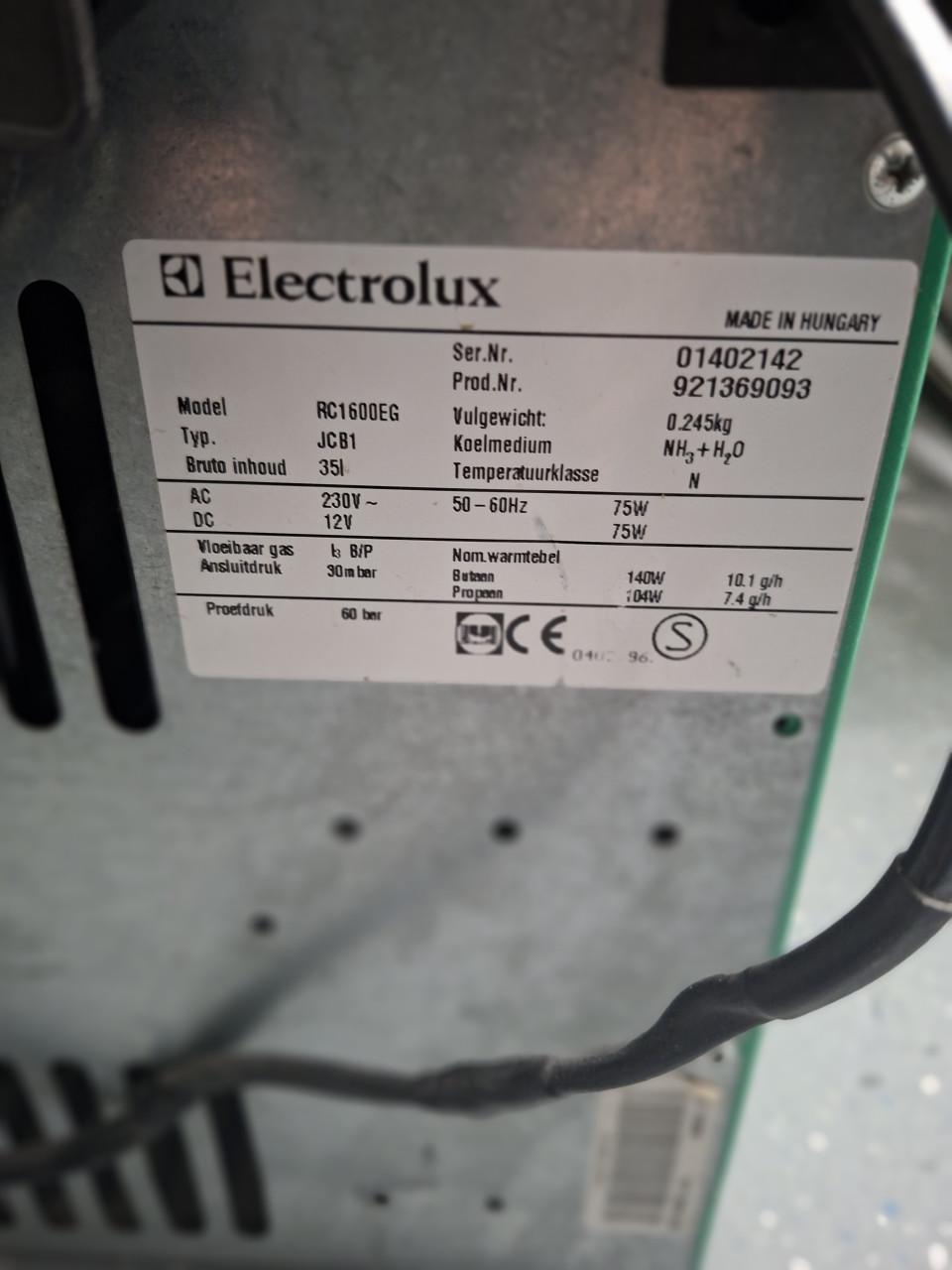 Koelbox, 230/12 volt/ gas