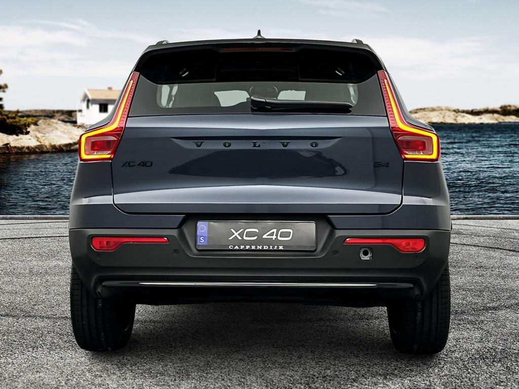 Volvo XC40 b4 plus black edition