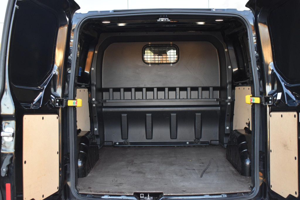 Ford Transit Custom 300 2.0 tdci l2h1 trend dc 5-pers. | airco | cruise con