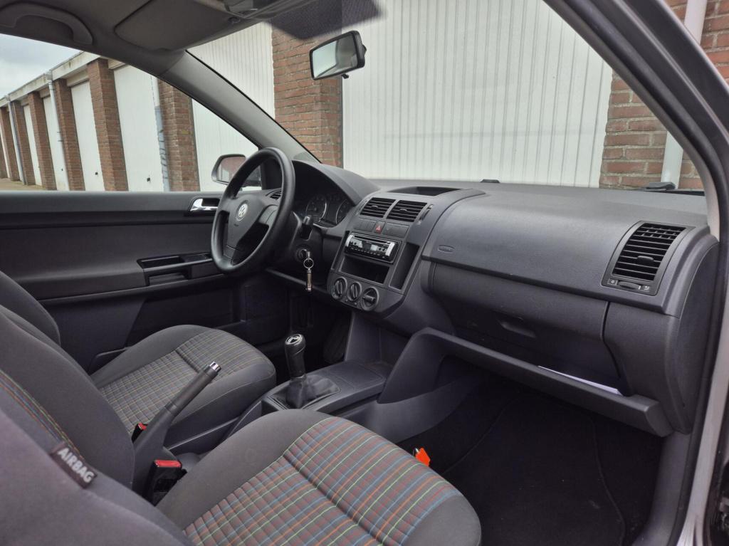 Volkswagen Polo 1.2 optive / origineel nl / airco