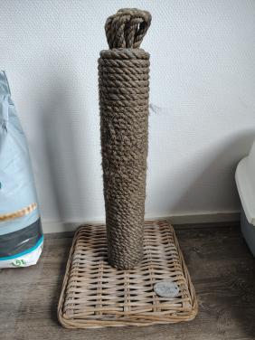 Mooie krabpaal voor katten