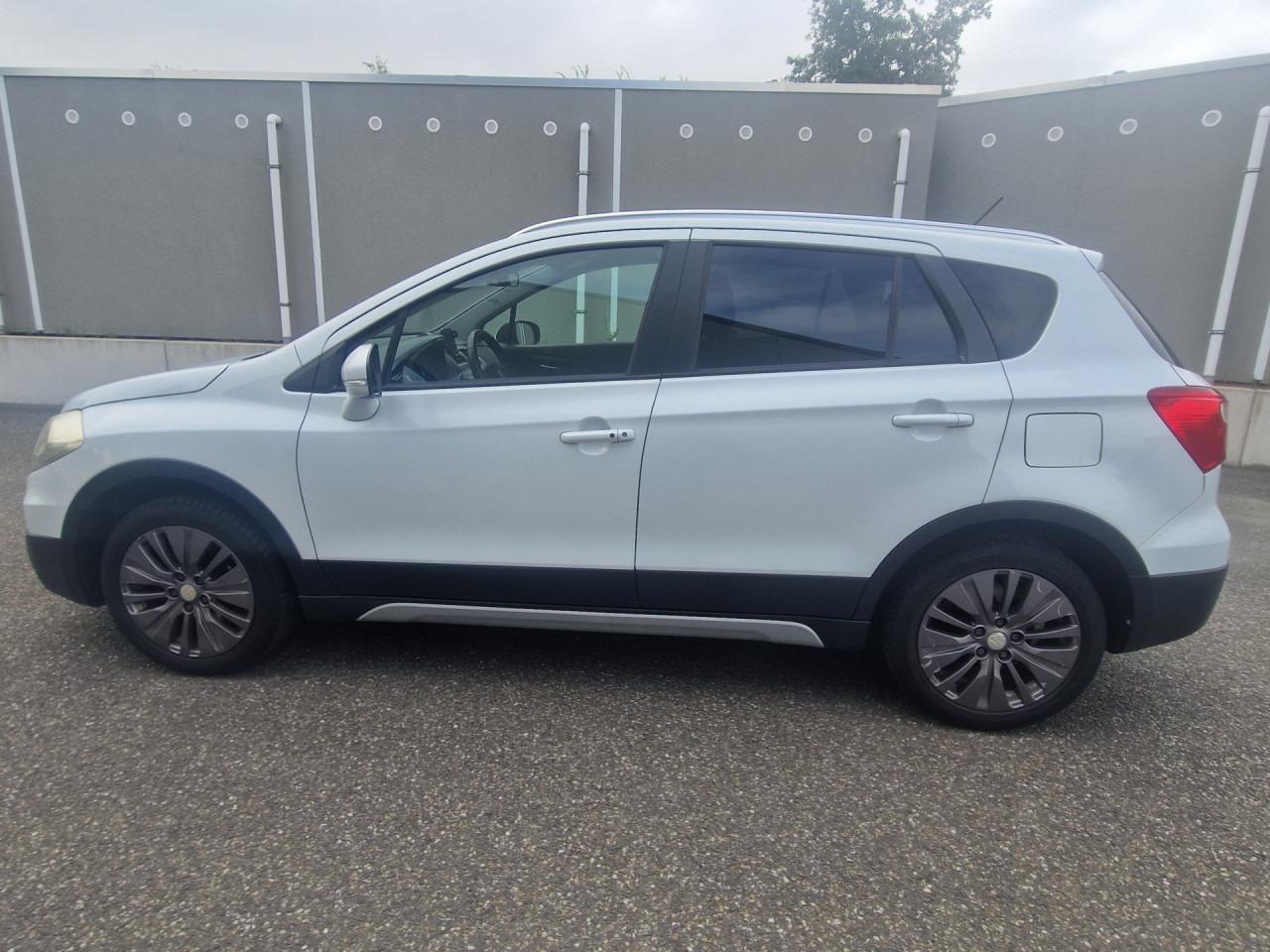 Suzuki SX4 S-Cross 1.6 Exclusive