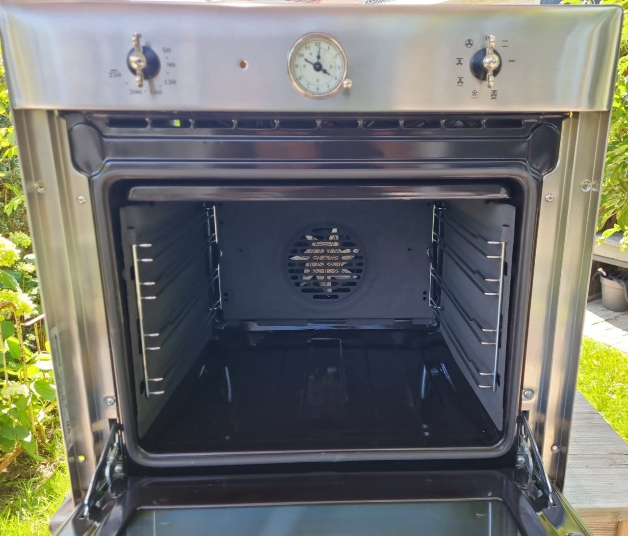 SMEG inbouwoven