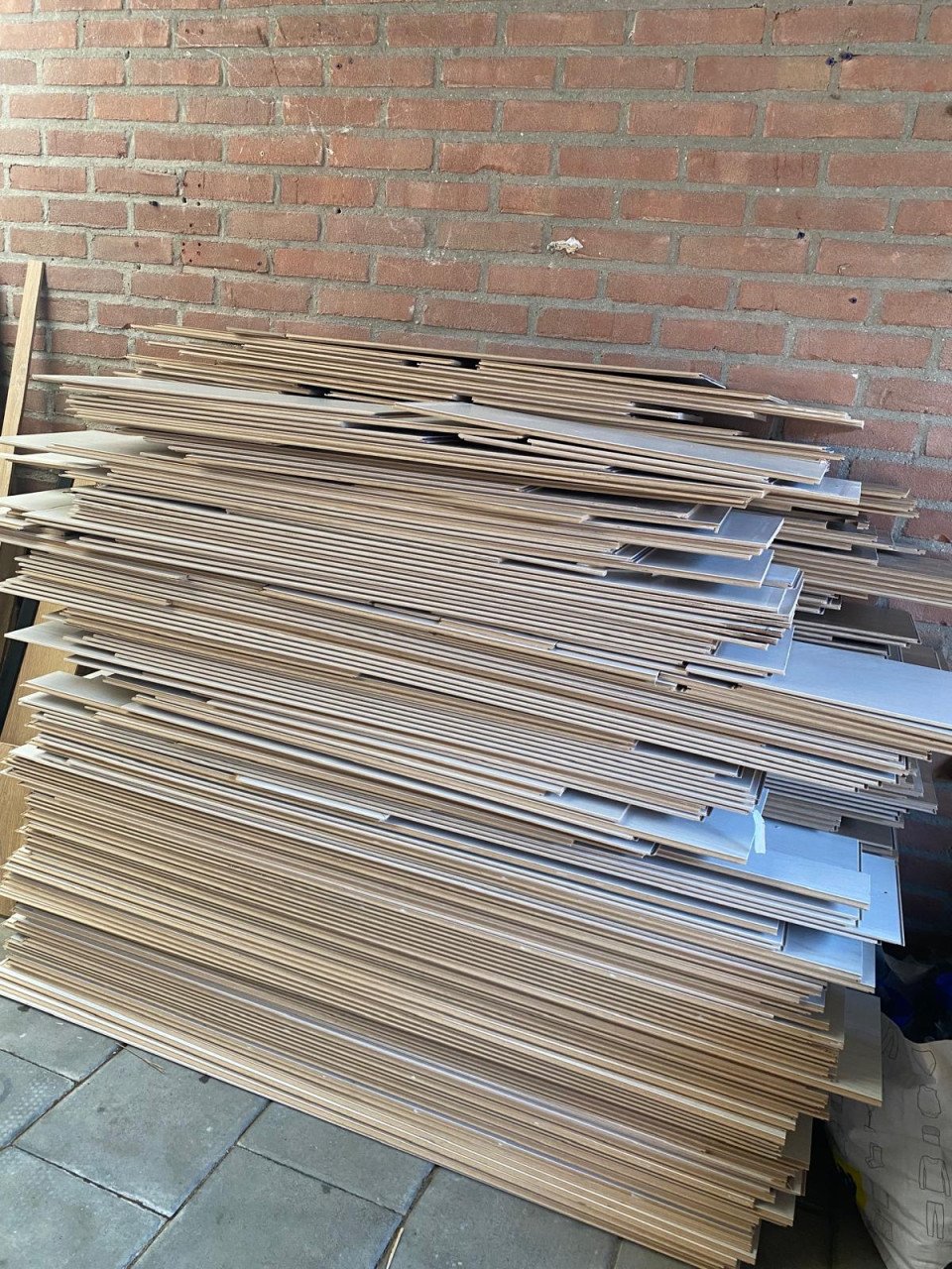 Houten Laminaat 102m in 2 kleuren