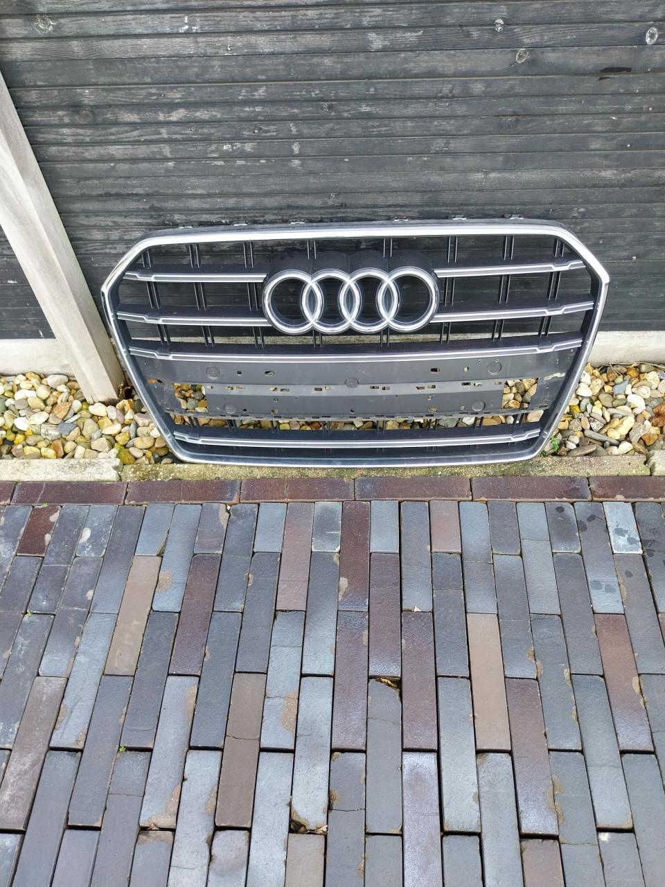 Audi A6 radiator grill