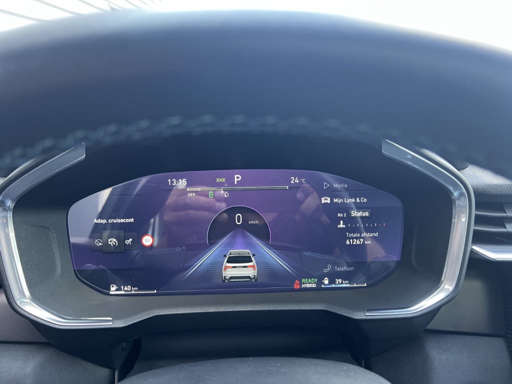 Lynk & Co 01 1.5 261pk plug in hybrid , panodak , carplay