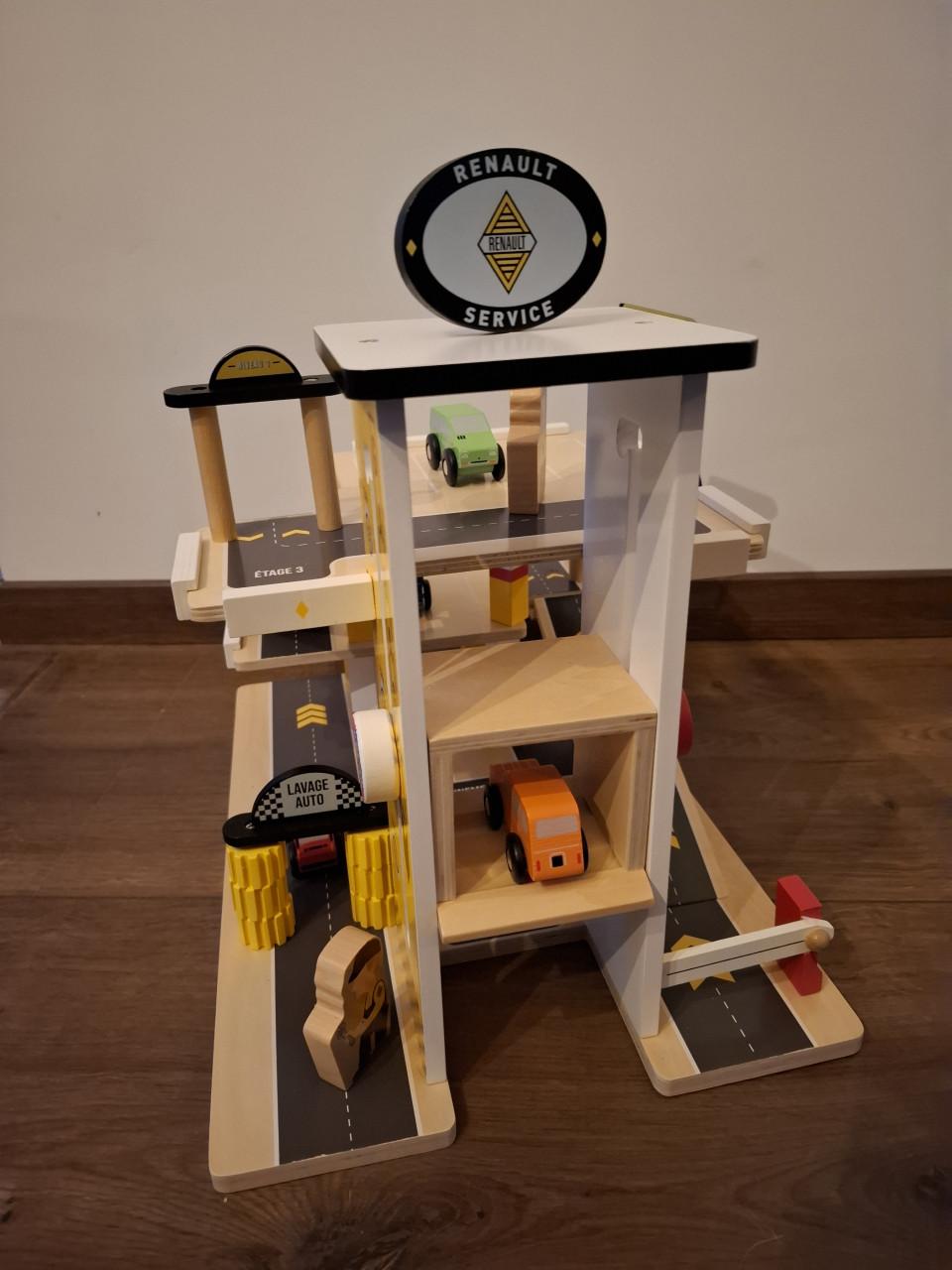 Houten speelgoed garage