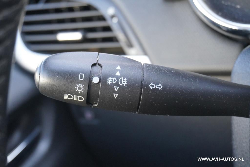 Peugeot 207 sw 1.4 vti xs