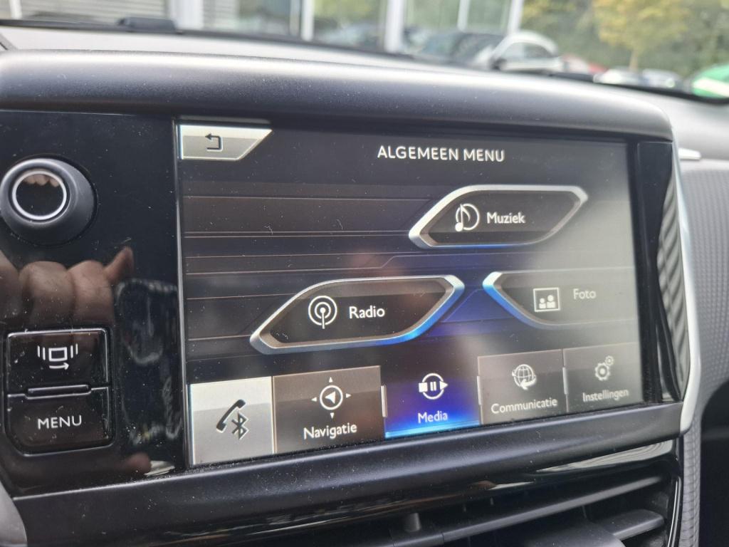Peugeot 2008 suv 1.6 vti 120 pk allure automaat clima/trekhaak