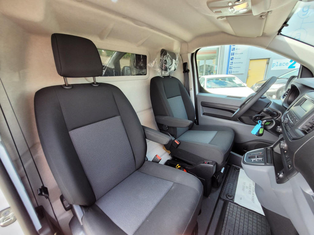 Peugeot E-expert standard 100kw 260nm 2st. op voorad