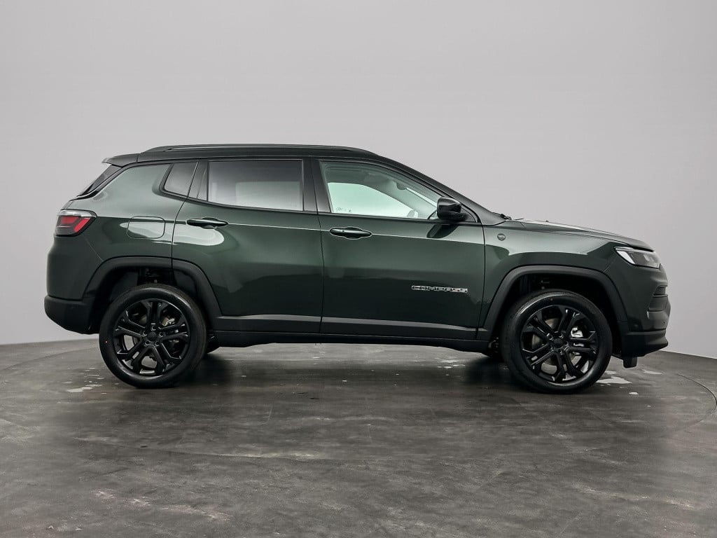 Jeep Compass 1.5t e-hybrid the north star | winterpack | camera | parkeerse