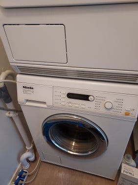Miele wasmachine W3825 en droger T8423C