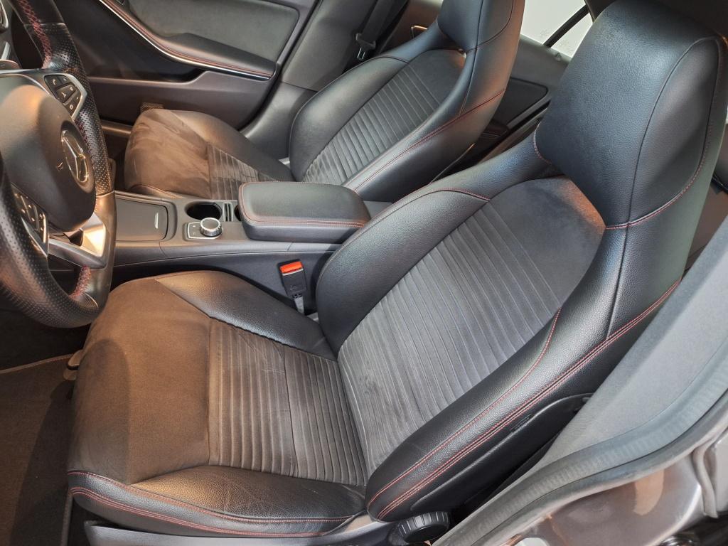 Mercedes-Benz Cla 180 ambition | amg