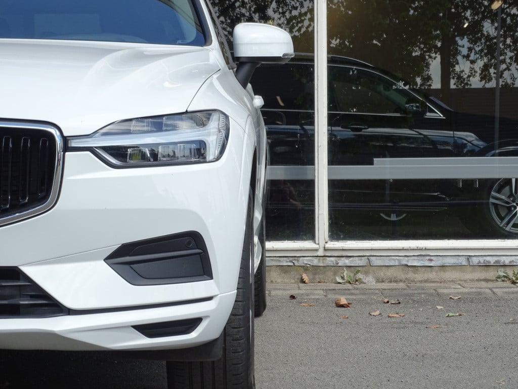 Volvo XC60 2.0 d4 momentum pro | adapt. led | apple carplay/android auto