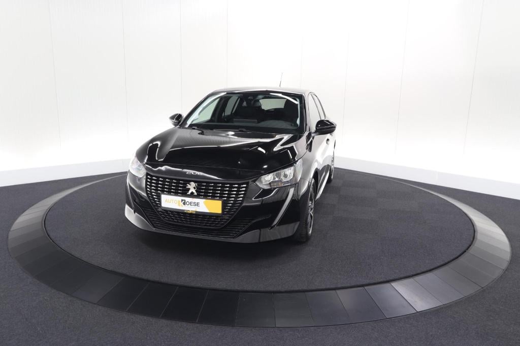 Peugeot 208 puretech 100 eat8 allure pack | keyless | camera | navigatie | 