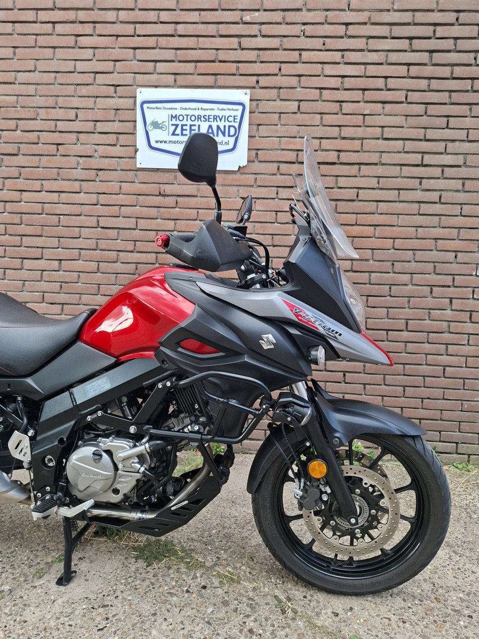 Suzuki DL 650 V-Strom (Bomvol opties!)
