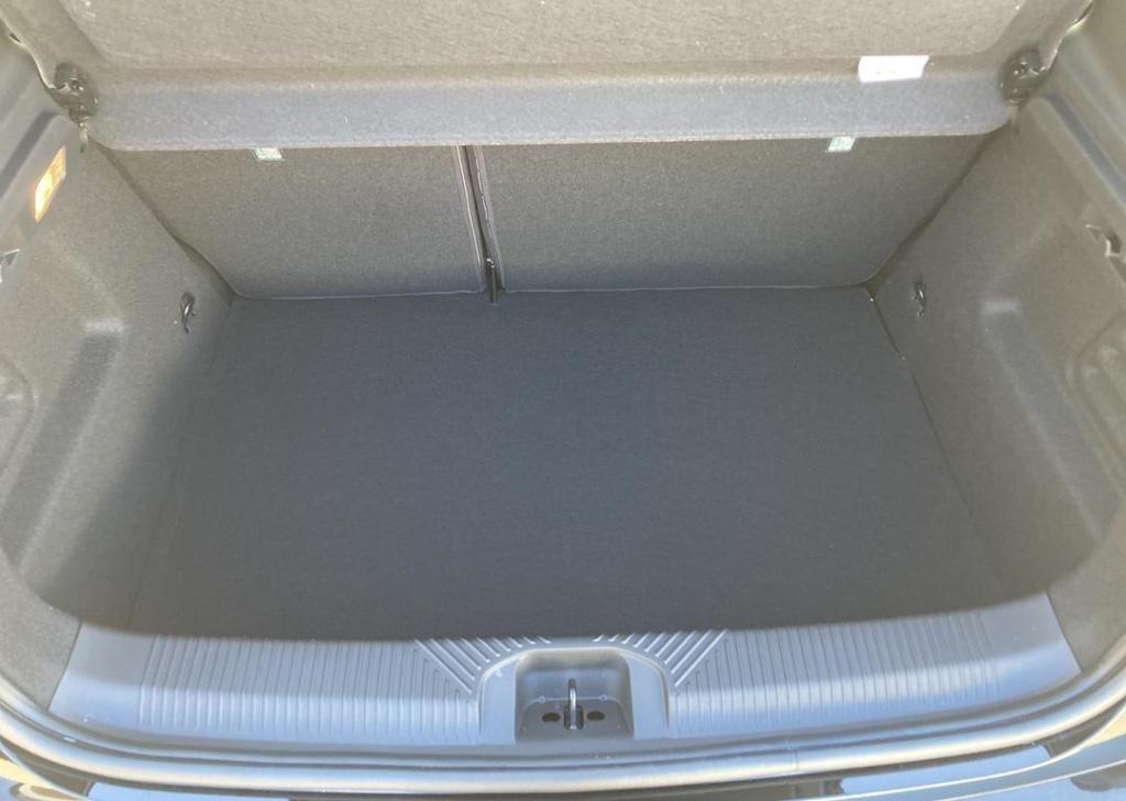 Renault Clio 1.8 hybrid 160 techno - pack winter / safety & parking