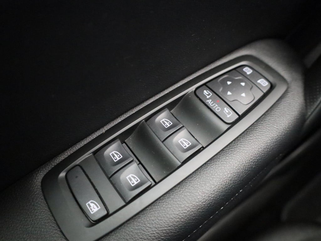 Renault Megane 1.0 tce intens | navigatie | apple carplay / android auto | 