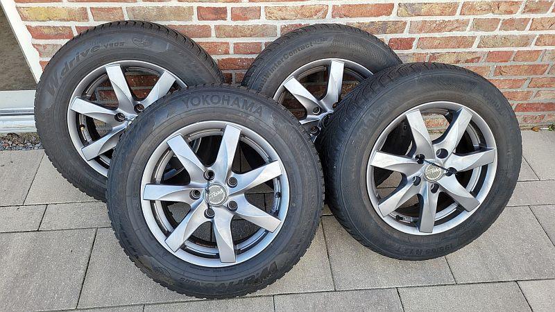 Winterbanden 15 inch op lichtmetalen velgen