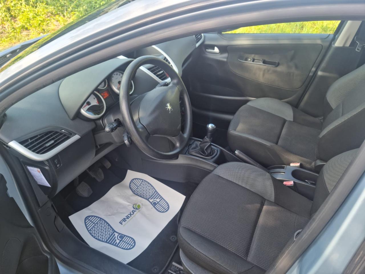Peugeot 207 sw 1.4vti style bj 2011 180.000km apk 31-3-2027