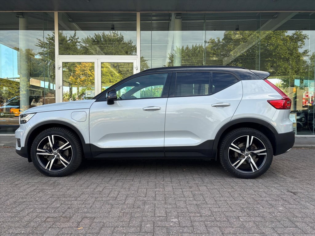 Volvo XC40 1.5 t5 recharge r-design|bliss|panoramadak|memorystoelen|stuur-s