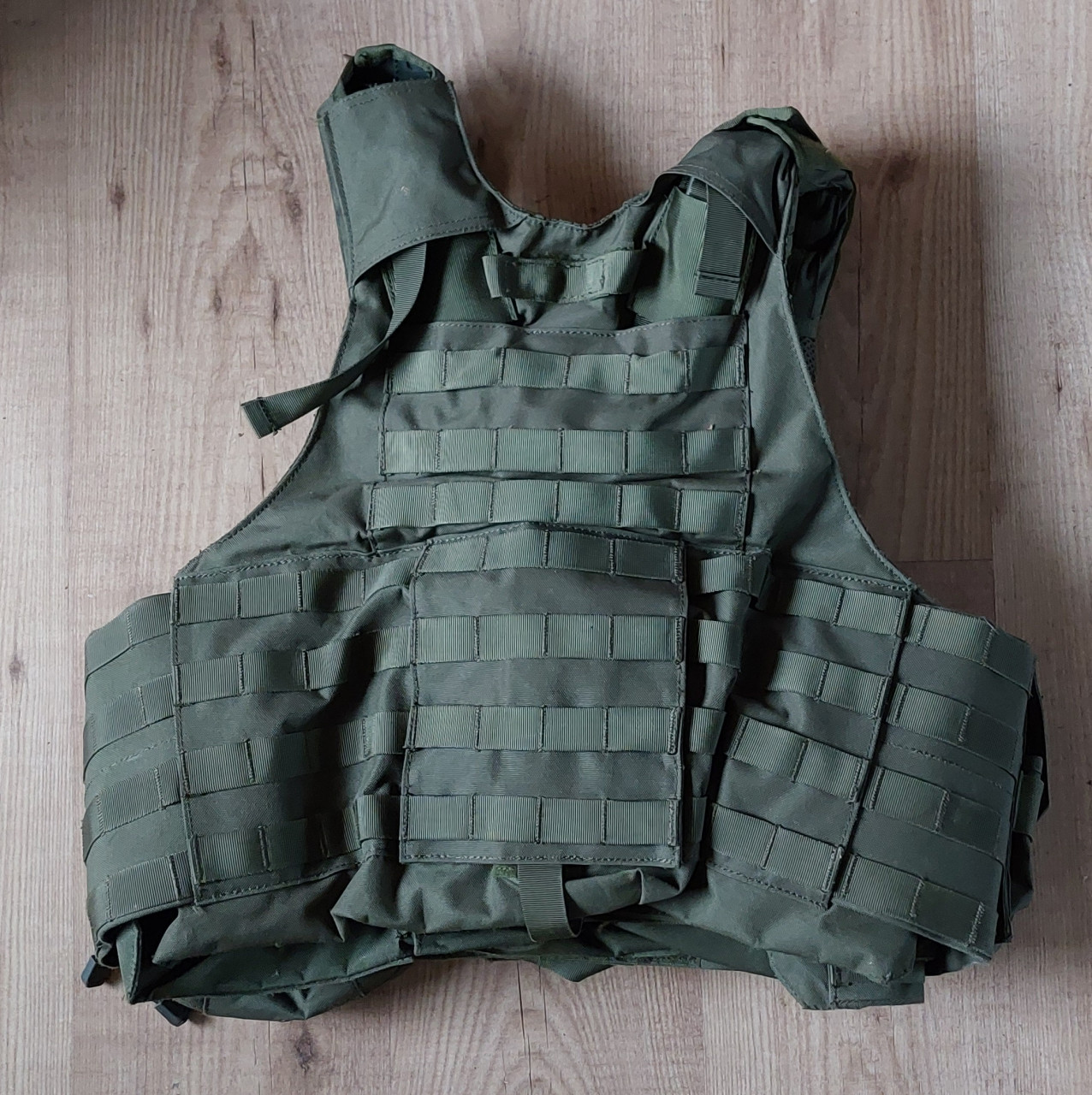 Diverse airsoft artikelen te koop Plate carrier groen OD