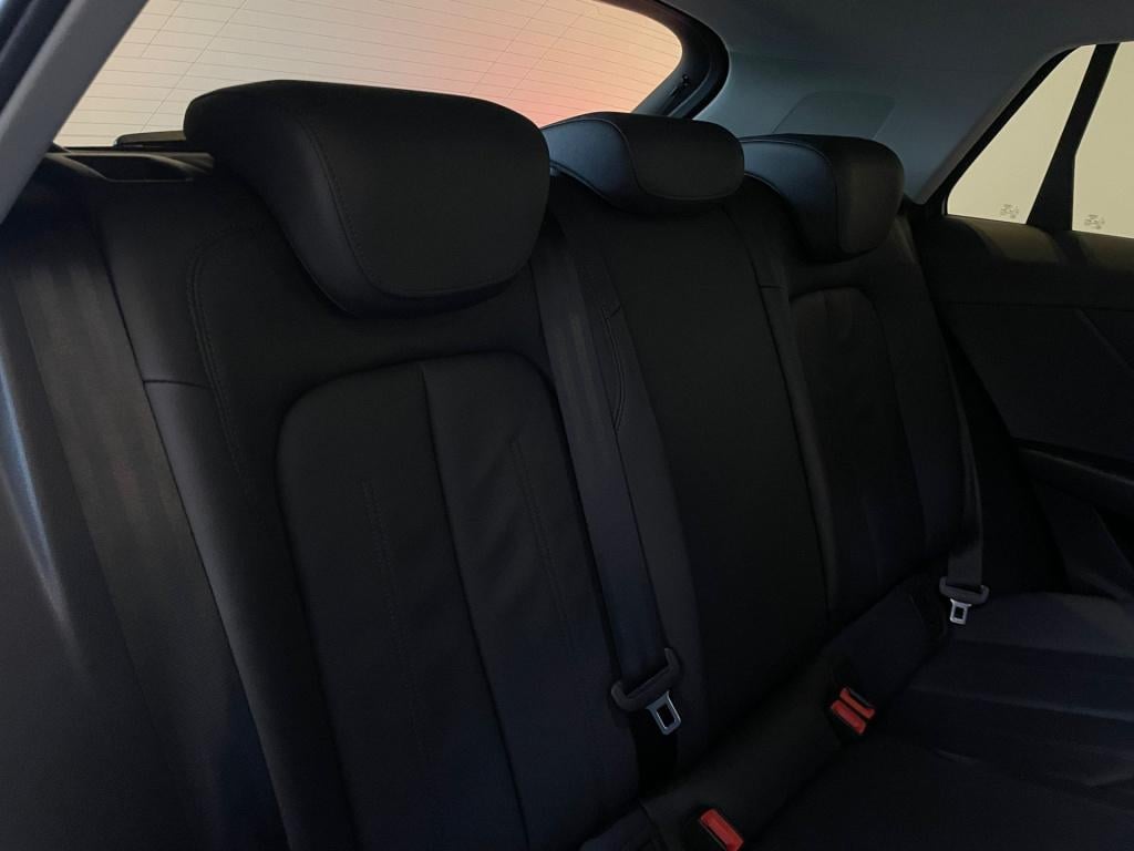 Audi Q2 35 tfsi s edition