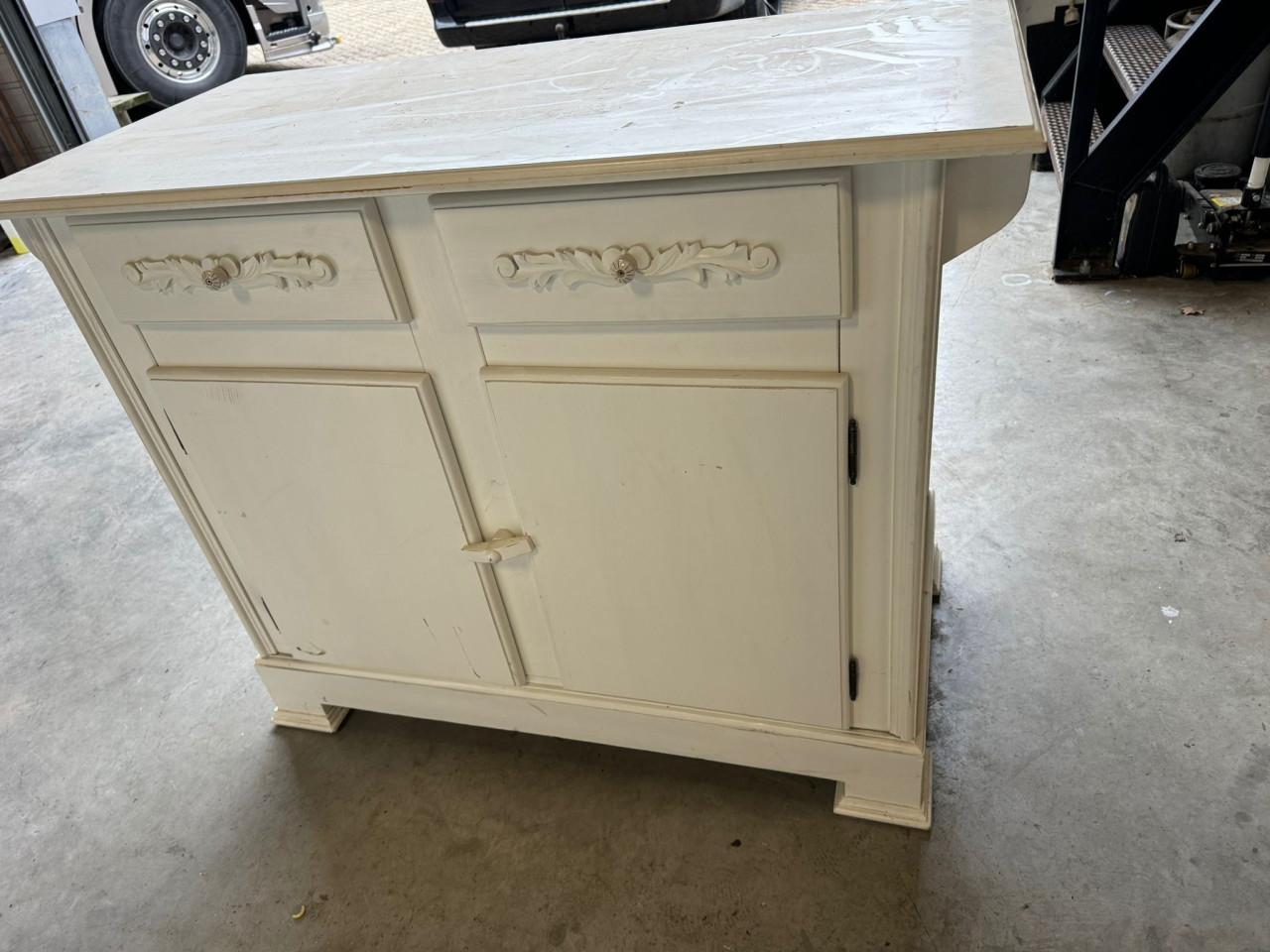 Babykamer compleet, commode, ledikant & box