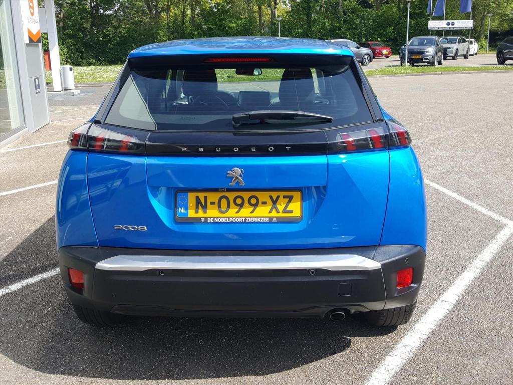 Peugeot 2008 1.2 puretech 100pk active | navigatie | bt | camera achter | p