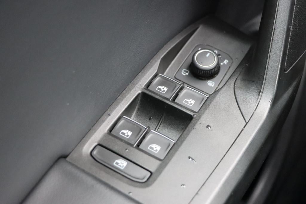 Seat Leon sportstourer 1.5 etsi fr 150pk dsg7