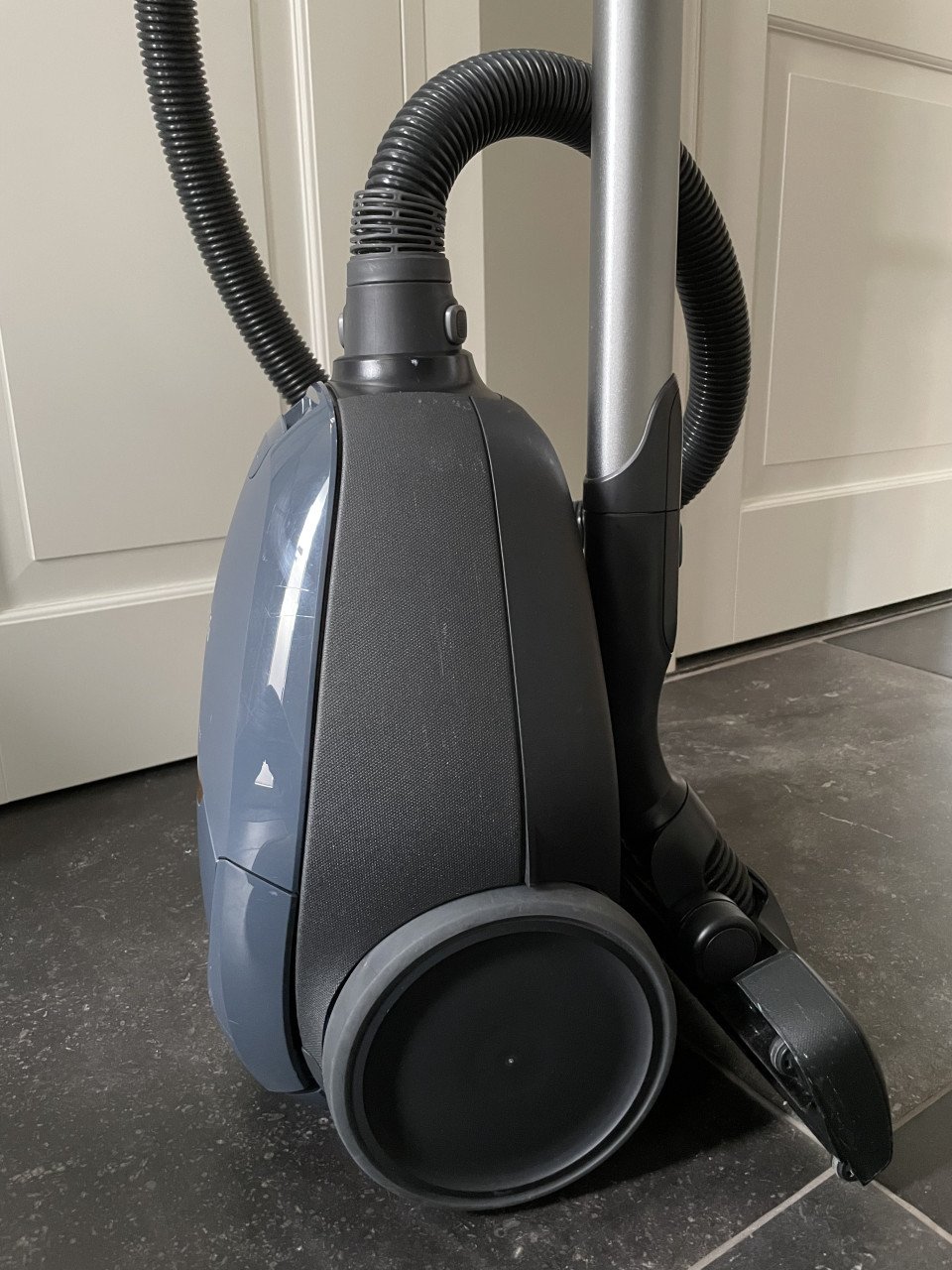 AEG Smart Silence VX82-1-ECO stofzuiger, superstil, zuinig