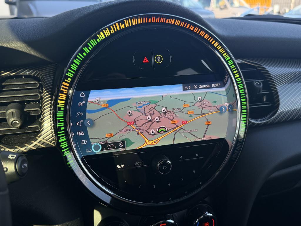 Mini 3-deurs 1.5 cooper resolute edition | pano | harman / kardon | apple c