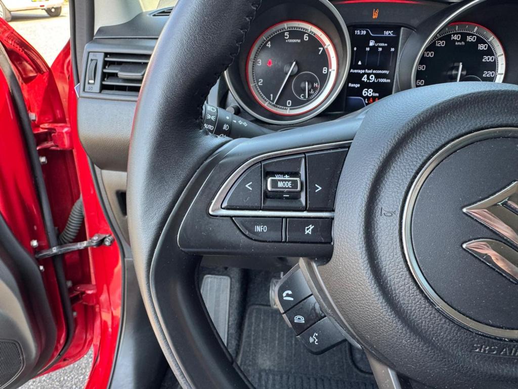 Suzuki Swift 1.2 style smart hybrid