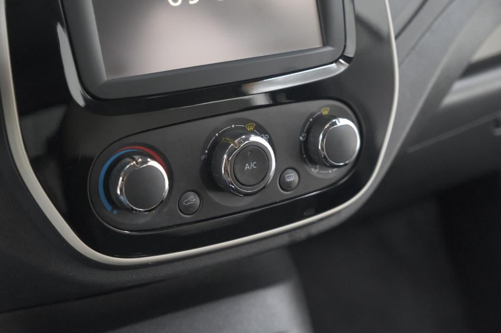 Renault Captur tce 90 limited | navigatie | airco | elektrische ramen | 16 