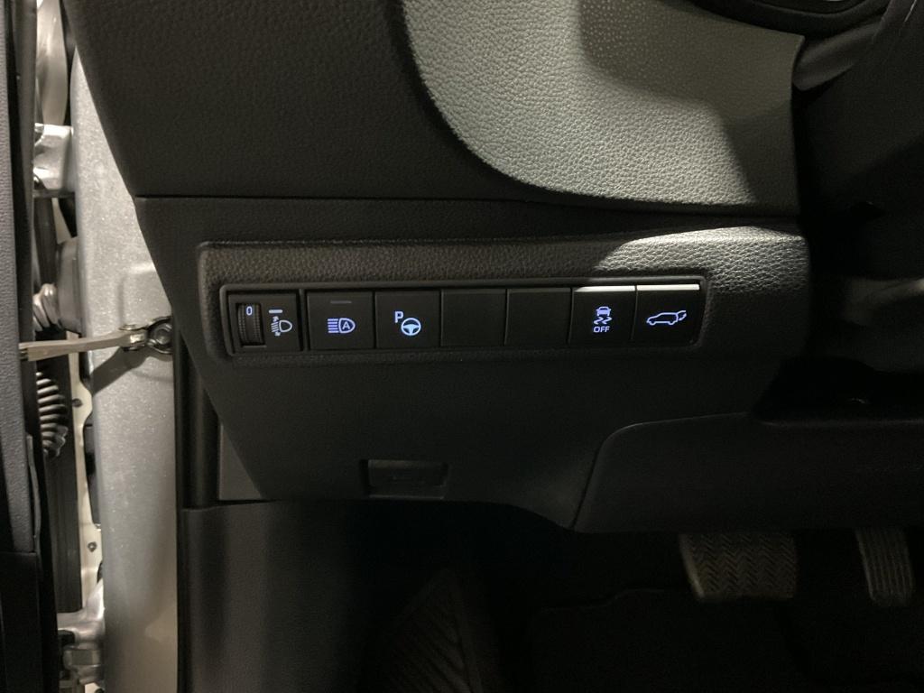 Toyota Corolla Touring Sports 1.8 hybrid executive | navi | bi-tone | camer