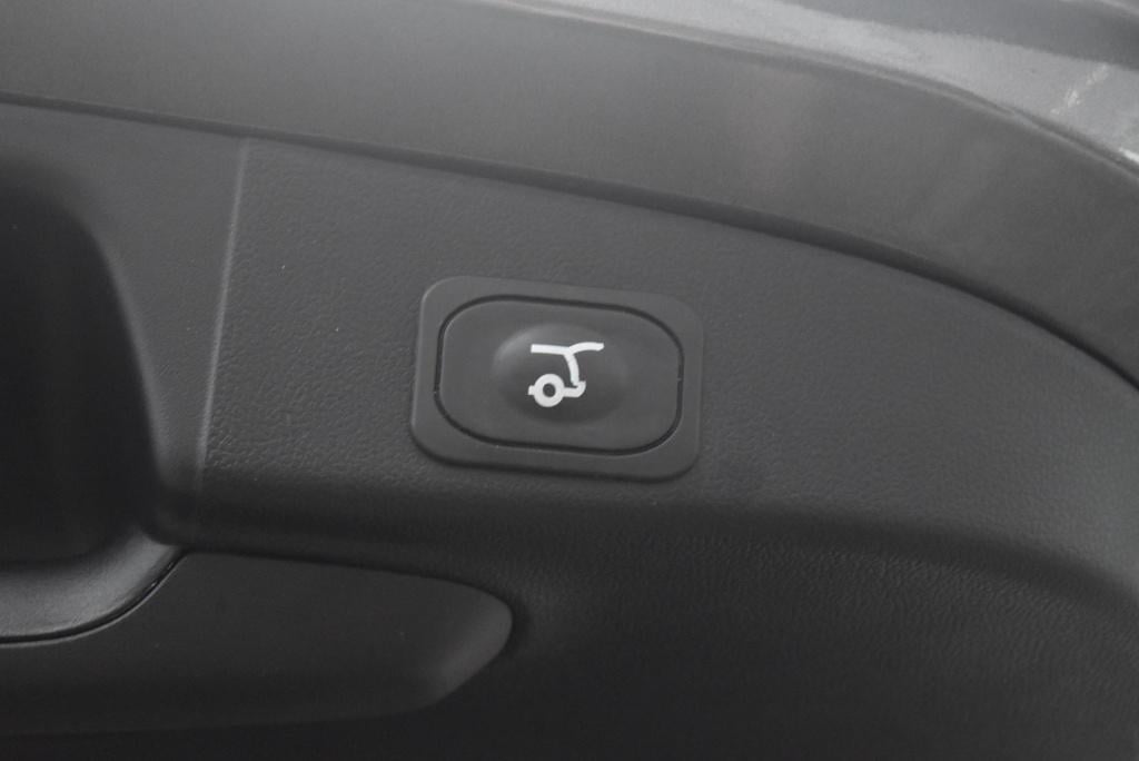 Ford Focus wagon 1.0 ecoboost hybrid st line x | climate control | cruise c