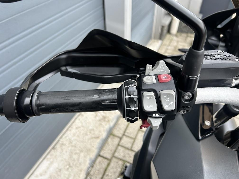 Bomvolle BMW R1200GS LC uit 2017 met 73dkm, 1e eigenaar + historie €10500,-