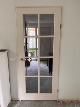 Binnendeur met facet geslepen glas