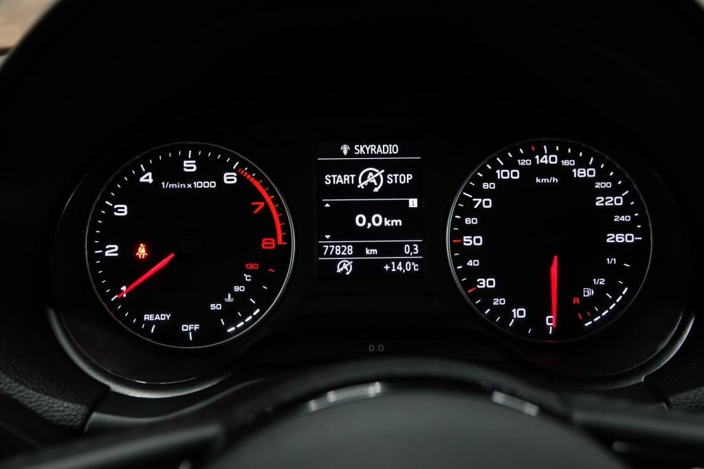 Audi Q2 1.0 tfsi sport | stoelverw. | led | pdc | 19" |