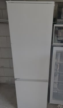 AEG inbouw koel-vriescombinatie koelkast met vriezer 180x55 cm. A+ klasse