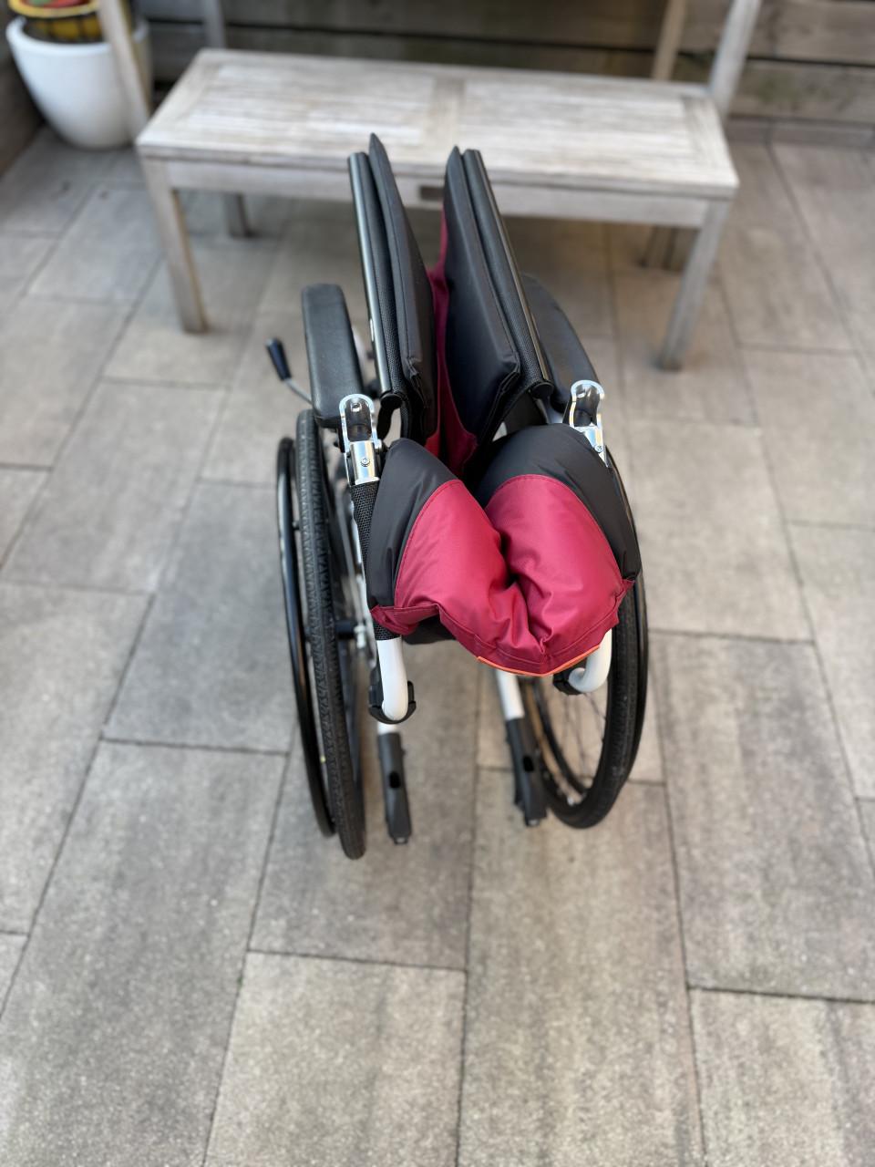 ROLSTOEL LICHTGEWICHT OPVOUWBAAR